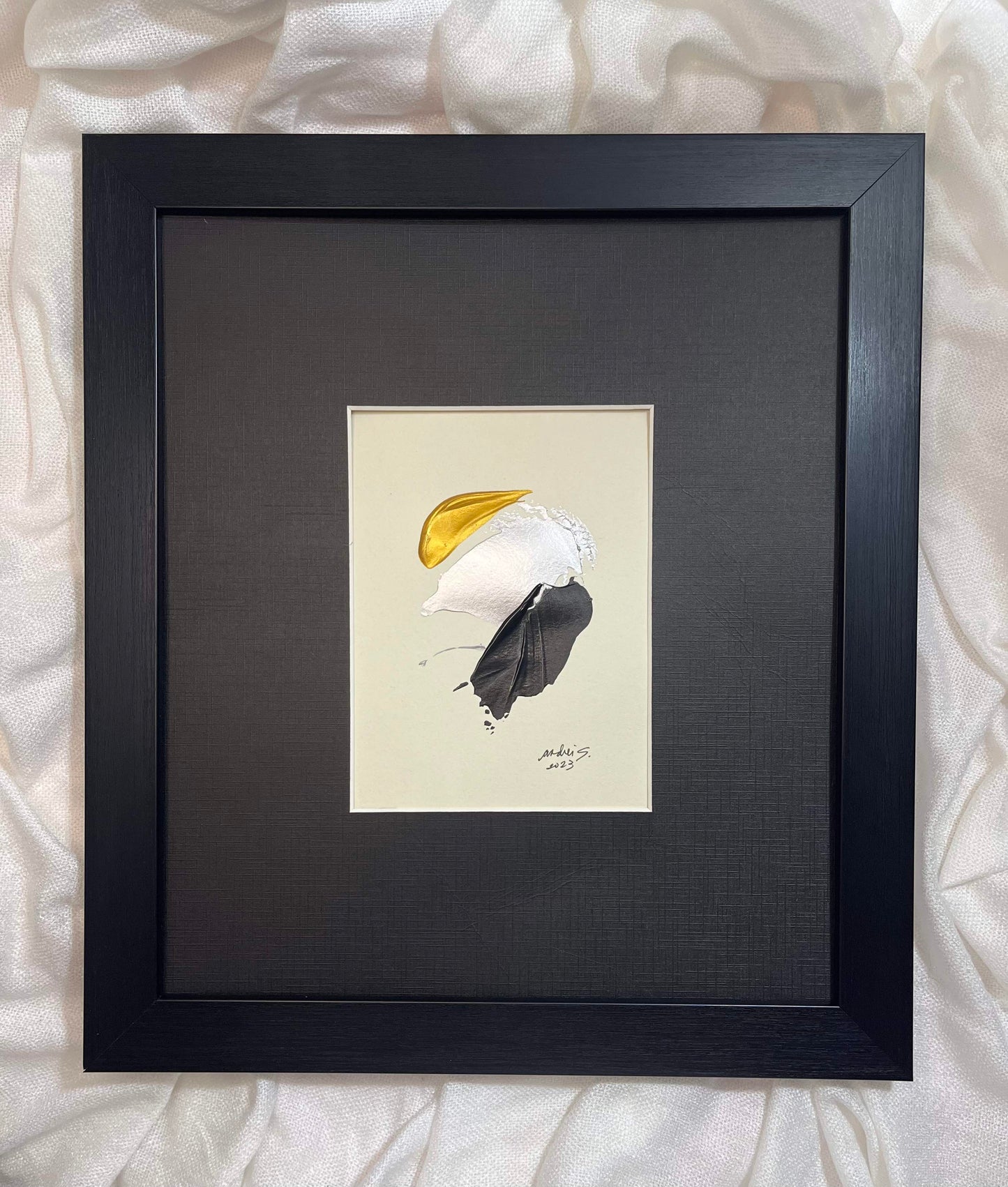 Treasures: Black & Gold Collection 1